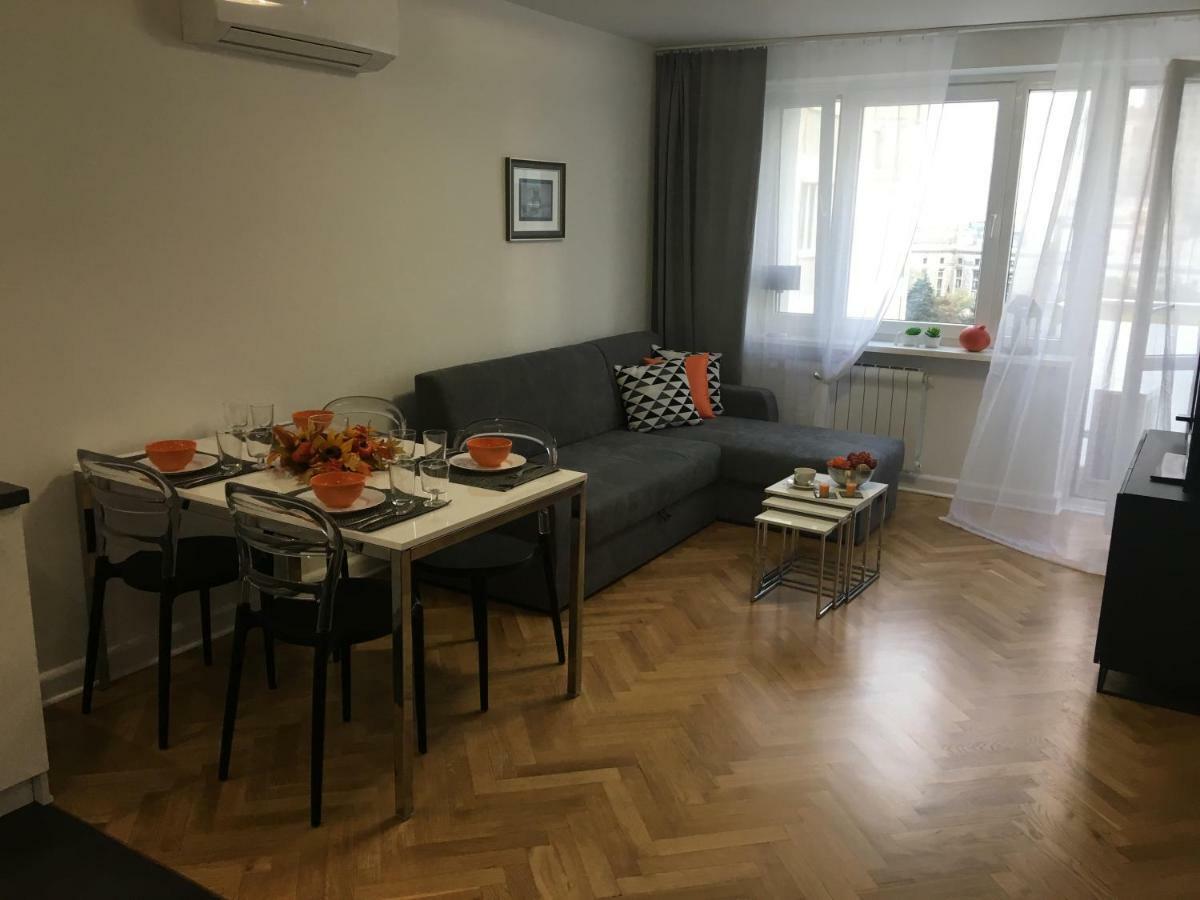 Apartament Emilia Apartment Varşovia Exterior foto